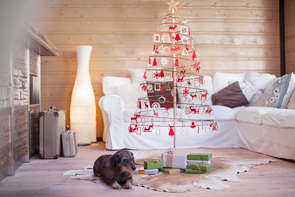 Spiralförmige Weihnachtsbäume: die Eleganz des skandinavischen Stils