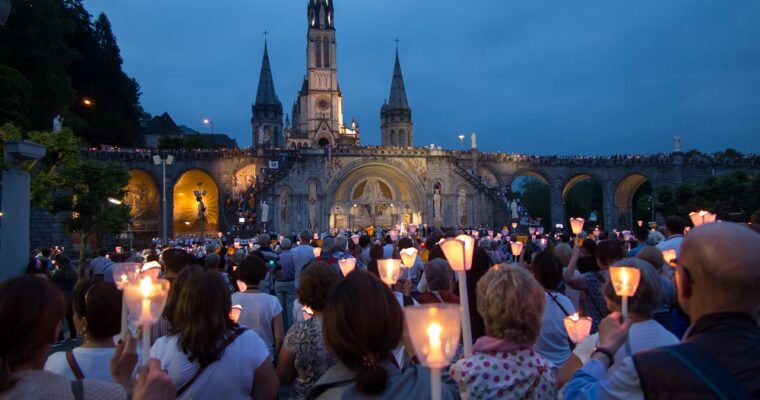 Sprichwörter zu Mariä Lichtmess: Traditionen rund um den Feiertag